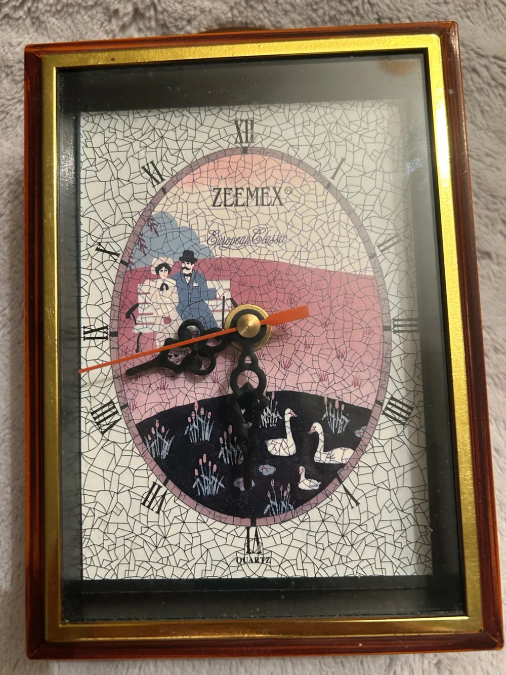 ZEEMEX Vintage-Style Pink Mosaic Wall Clock with Ornate Hands